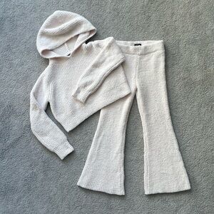 Art Class Girl’s Light Pink Knit Set